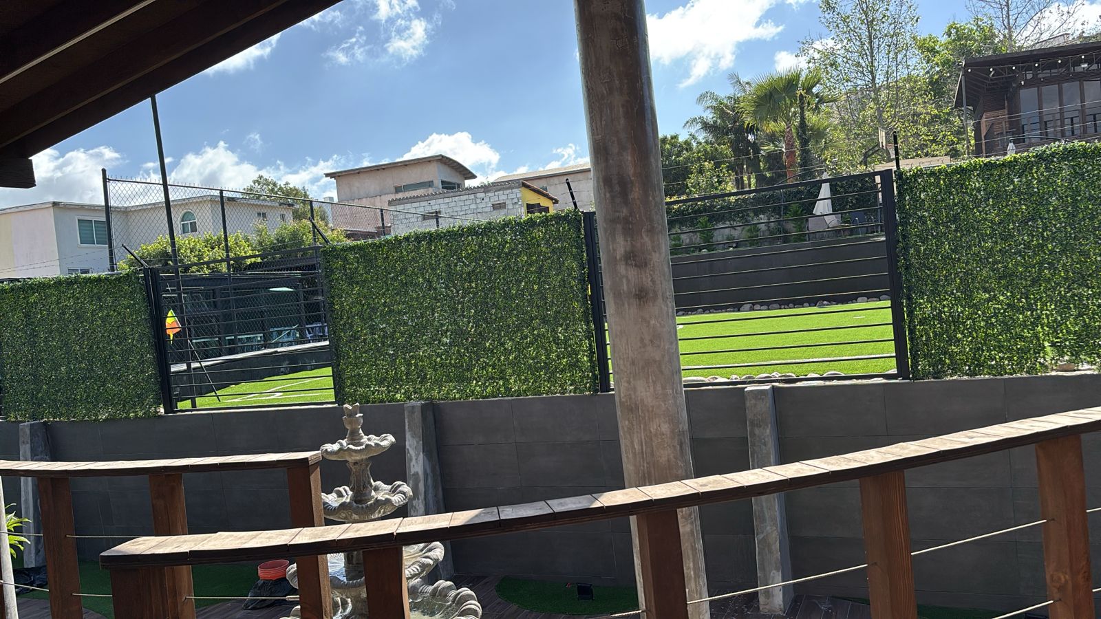 Evento infantil en terraza alberca