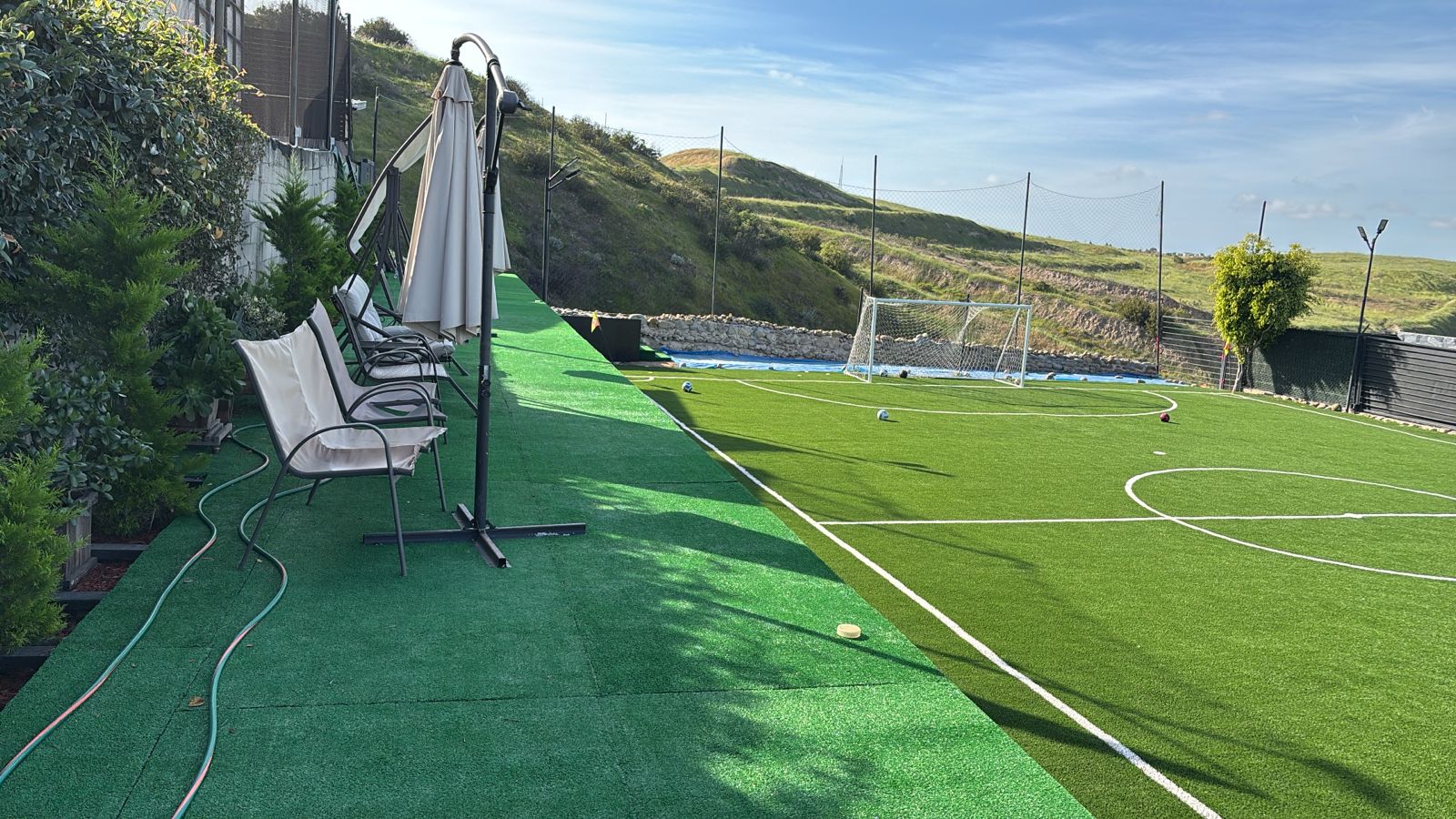 Entrada terraza cancha